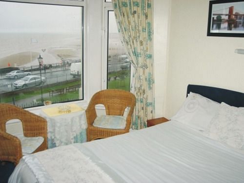 Pembroke B And B Guest Accomodation Bridlington Dış mekan fotoğraf